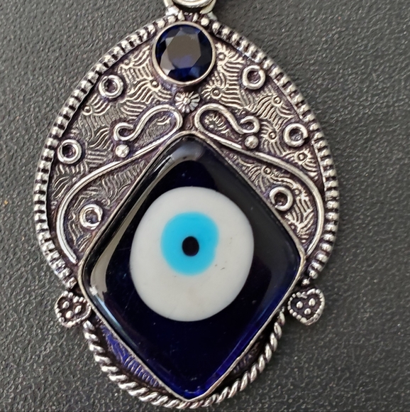 New Blue Evil Eye and Blue Topaz 925 Silver Pendant. - Picture 5 of 13